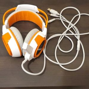 CyberPowerPC (AULA) Wired Noise Cancelling Gaming Headset